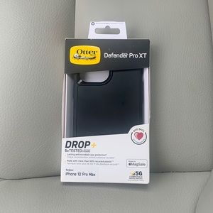 Brand New IPhone 12 otter box,